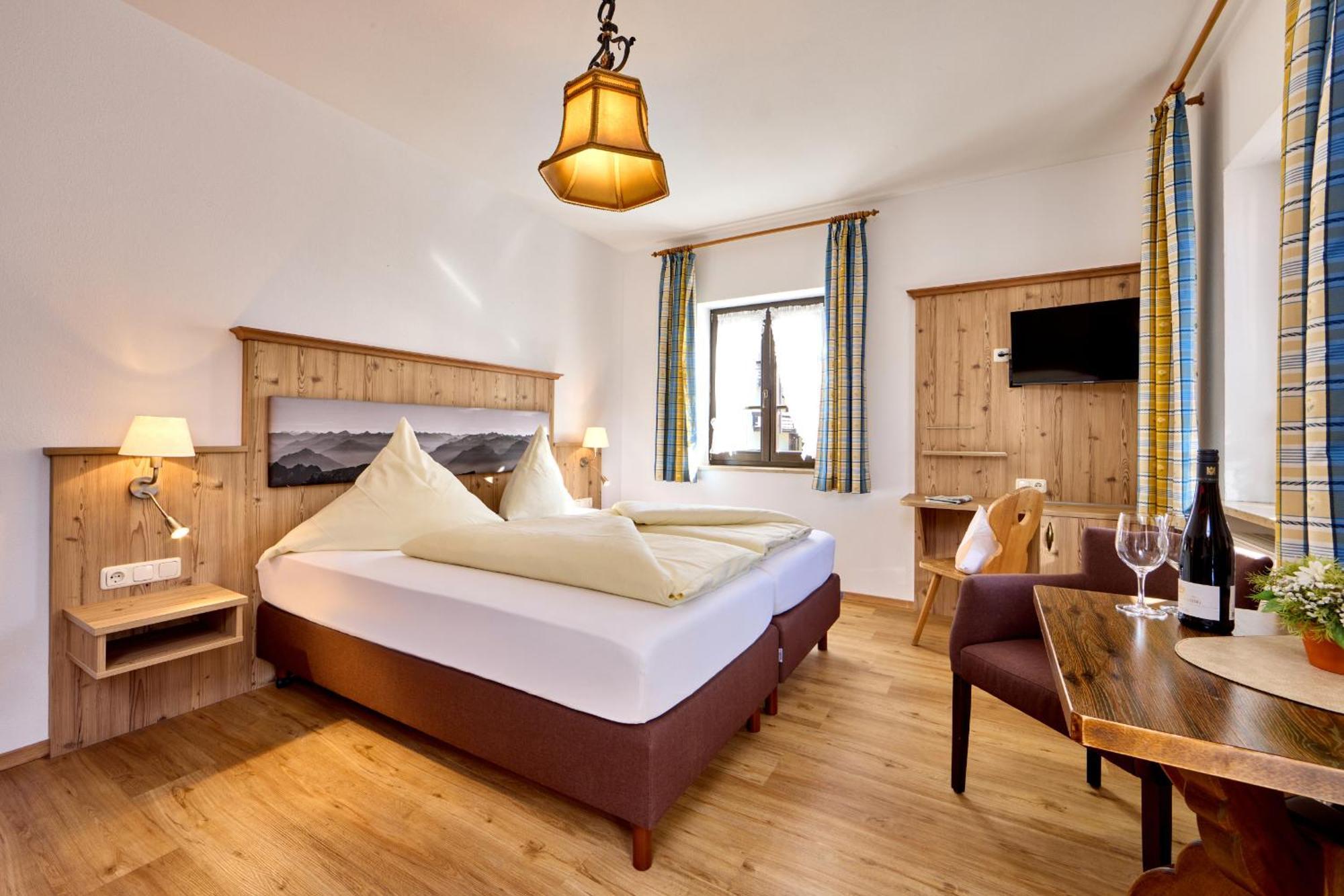 Hotel Drei Mohren Garmisch-Partenkirchen Exterior photo