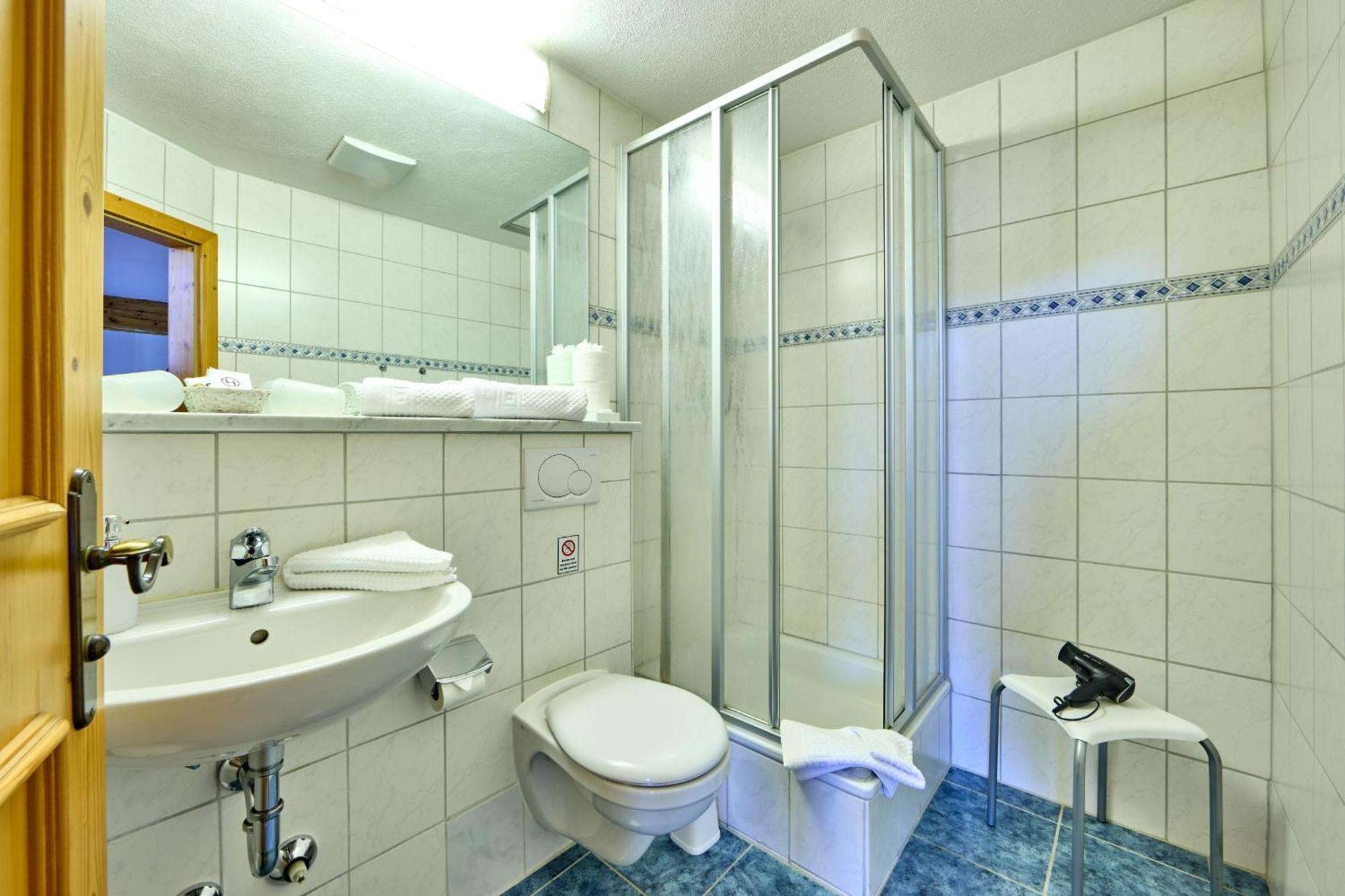 Hotel Drei Mohren Garmisch-Partenkirchen Room photo
